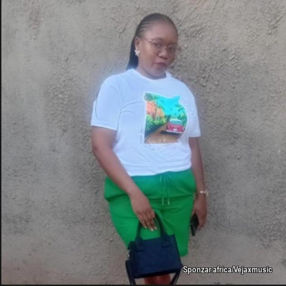 In this mixology, It was  intended for closure of my "mixes" last year but now i unfold it for one of the beautiful souls i met, chilled, laughed & got along with. #YOU"LLBEREMEMBERED #P This one is for you... ✌👊🙌😔